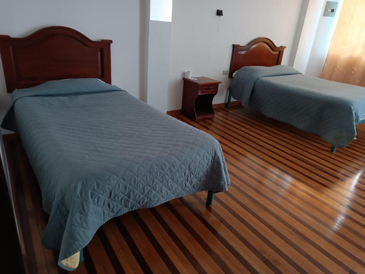 Hostal Pucara Loja Exteriör bild