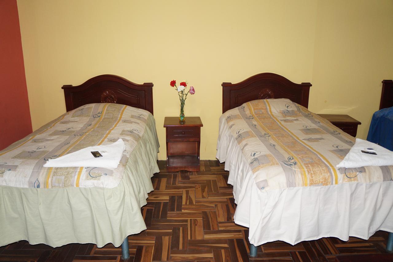 Hostal Pucara Loja Exteriör bild